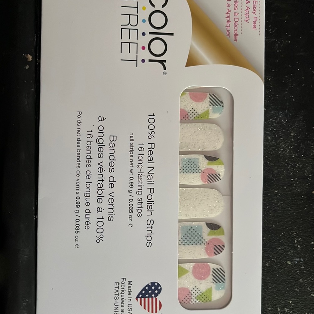 Color Street nail polish strips